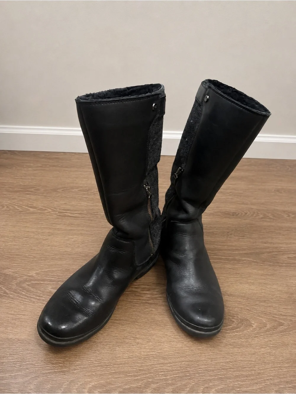 UGG Women’s Black Tall Leather and Wool-Blend Riding Boots